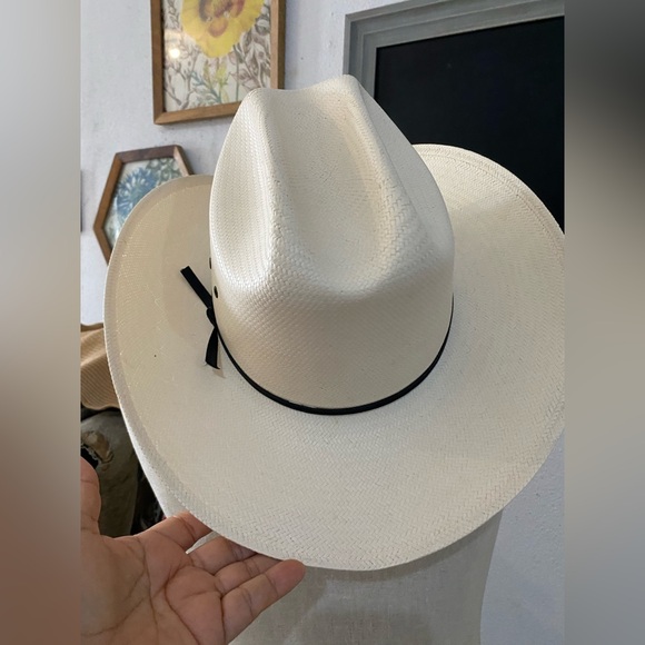 Stetson Cream Cowboy Hat with Black Band - Picture 5 of 16